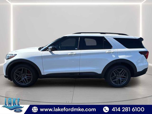 Certified 2025 Ford Explorer ST AWD/4WD image 4