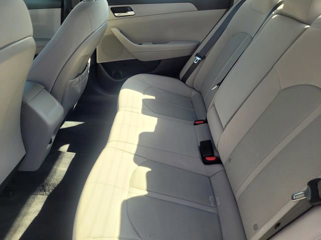 Used 2019 Hyundai Sonata SE FWD image 12