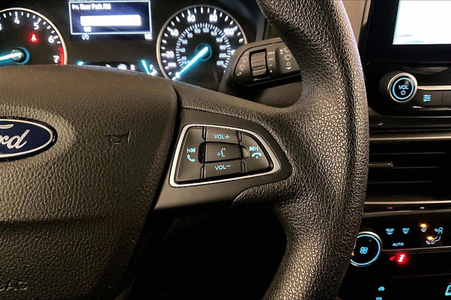 Certified 2021 Ford EcoSport SE image 18