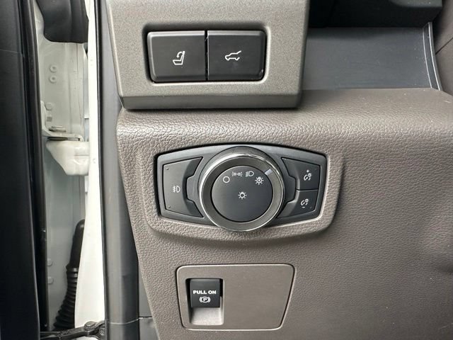 Certified 2020 Ford Expedition XLT w/ Equipment Group 202A RWD image 29