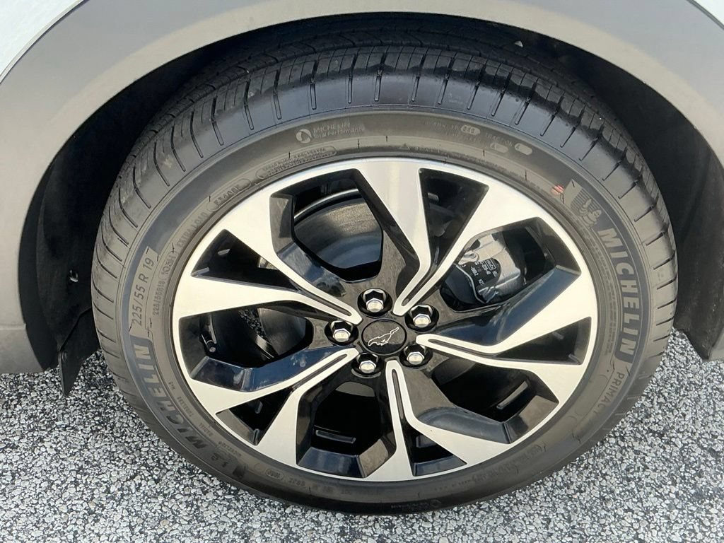 Certified 2025 Ford Mustang Mach-E Select RWD image 25