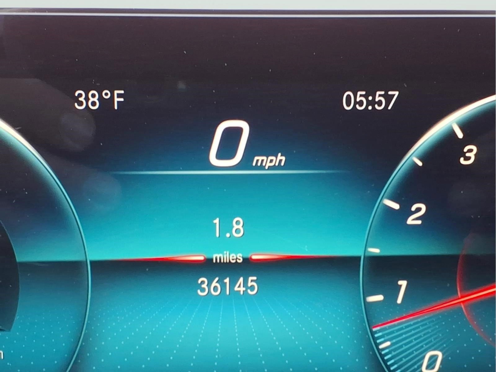 Used 2022 Mercedes-Benz GLB 250 4MATIC image 21