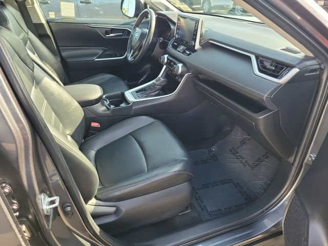 Used 2021 Toyota RAV4 XLE Premium FWD image 21