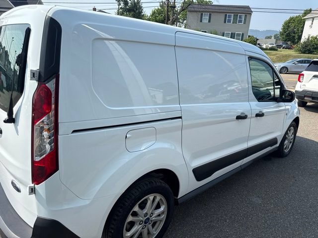 Certified 2022 Ford Transit Connect XLT FWD image 6