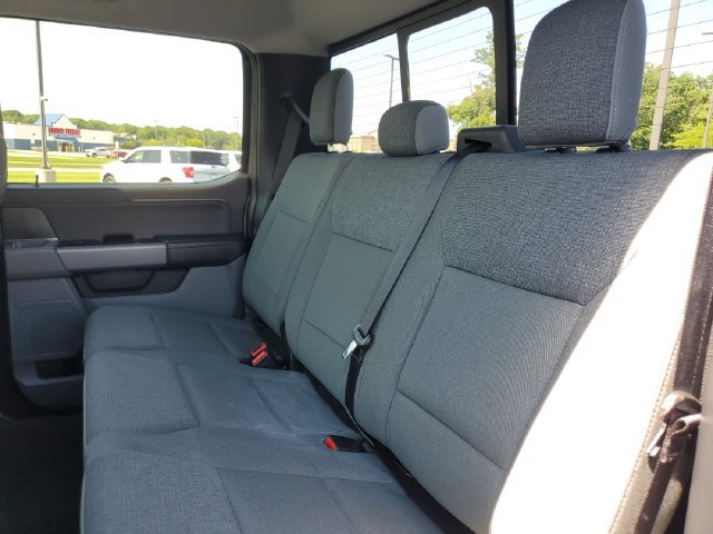 Certified 2024 Ford F150 XLT w/ Equipment Group 302A MID AWD/4WD image 31