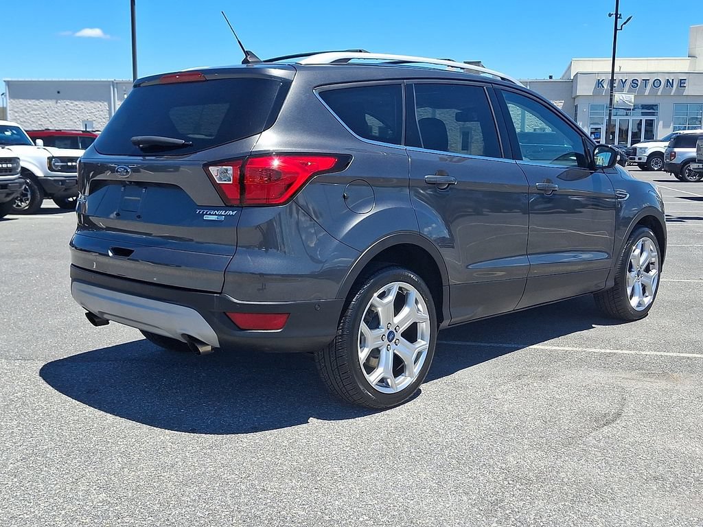 Certified 2019 Ford Escape Titanium AWD/4WD image 6