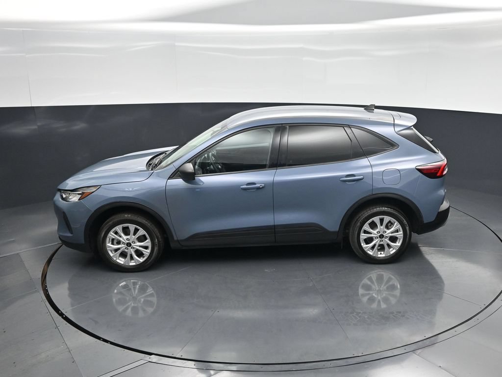 Certified 2025 Ford Escape Active AWD/4WD image 43