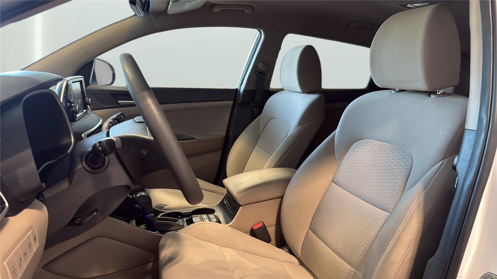 Used 2019 Hyundai Tucson Sport FWD image 11