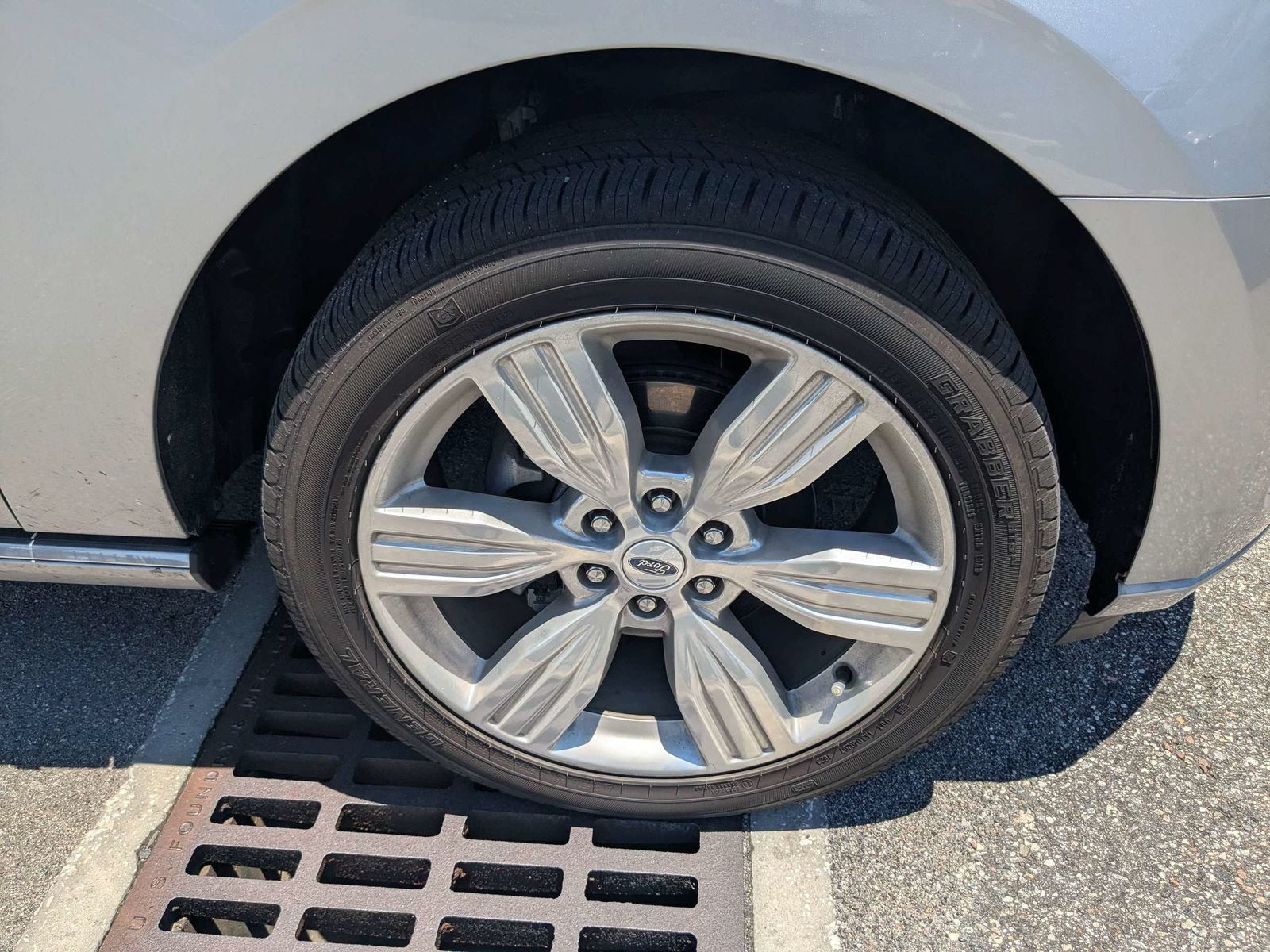 Certified 2023 Ford Expedition Platinum AWD/4WD image 11