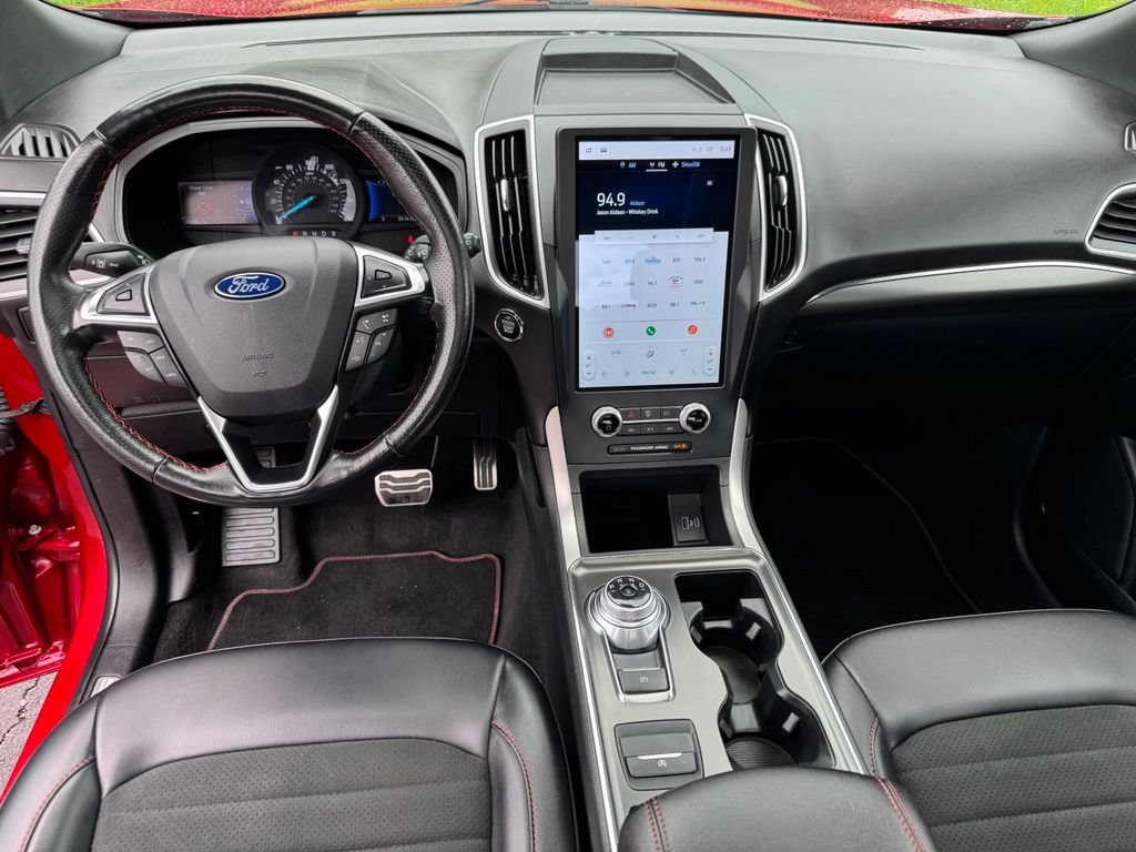 Certified 2024 Ford Edge ST-Line AWD/4WD image 31
