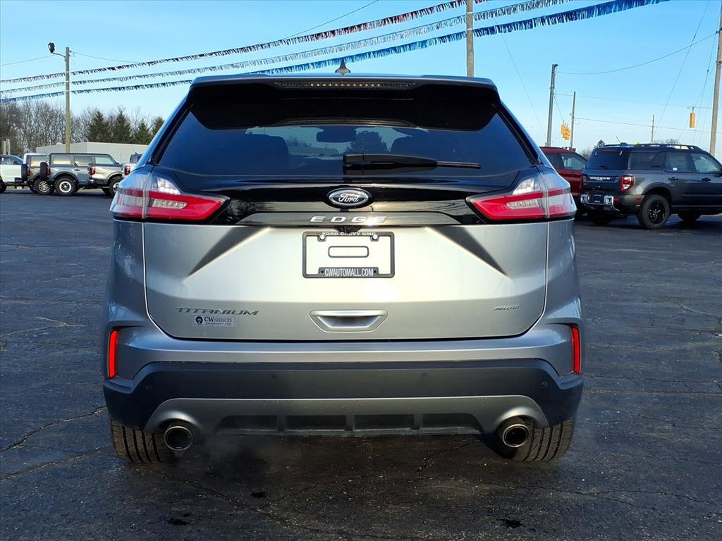 Certified 2024 Ford Edge Titanium image 3