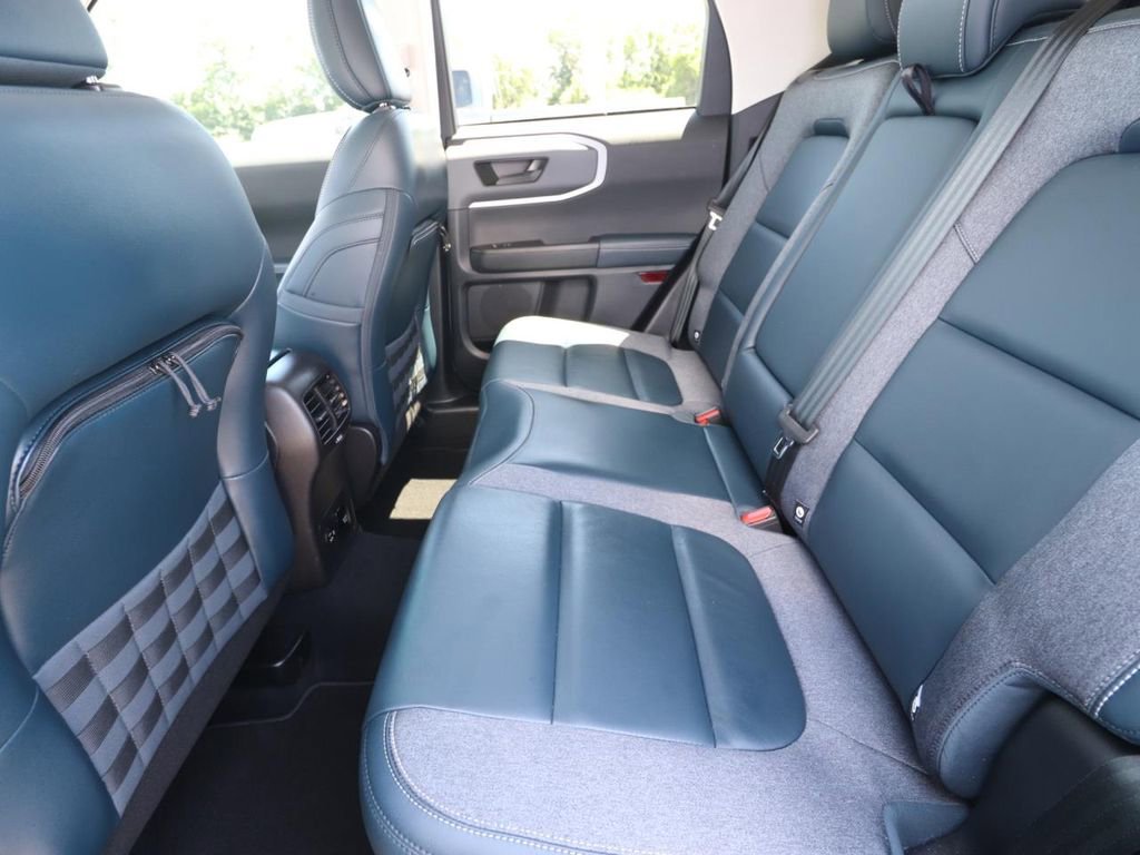 Certified 2023 Ford Bronco Sport Outer Banks AWD/4WD image 9