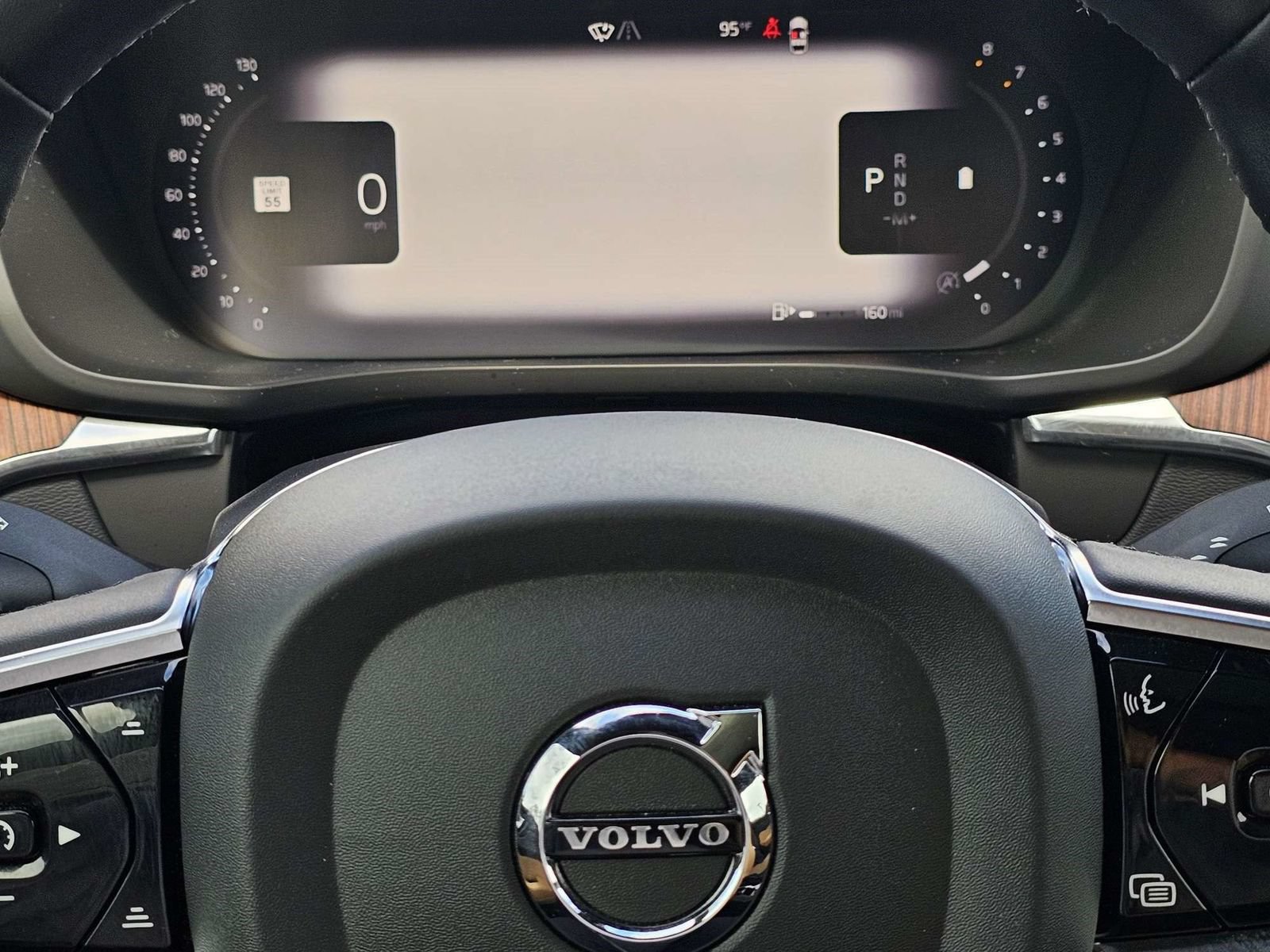 Used 2024 Volvo XC60 B5 Ultimate AWD/4WD image 31