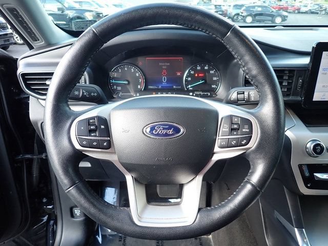 Certified 2023 Ford Explorer XLT w/ Equipment Group 202A AWD/4WD image 25