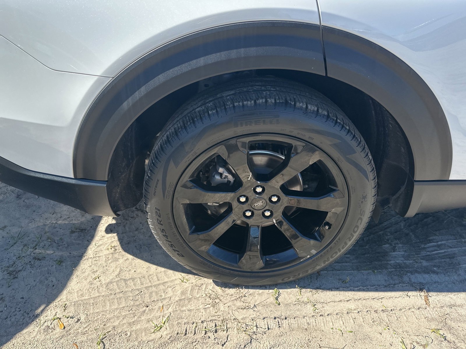 Certified 2022 Ford Explorer ST-Line w/ Class IV Trailer Tow Package image 4