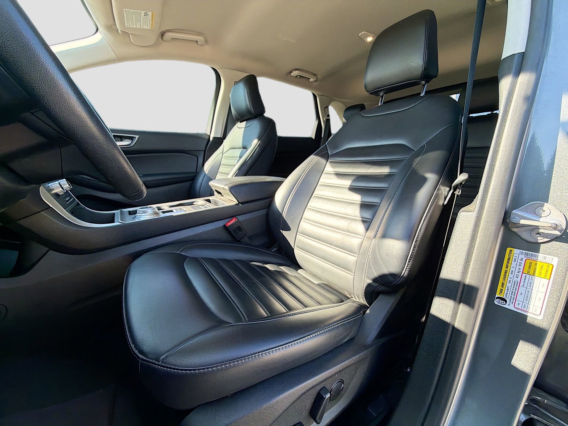 Certified 2024 Ford Edge SEL w/ Convenience Package image 25