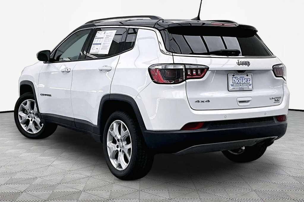 Used 2022 Jeep Compass Limited AWD/4WD image 13