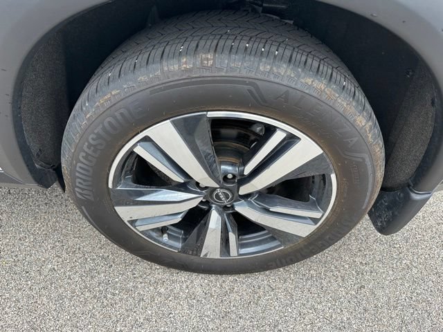 Used 2023 Nissan Rogue Platinum AWD/4WD image 7