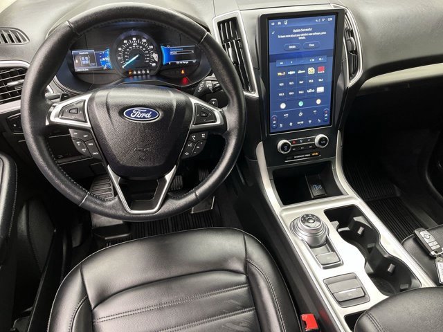 Certified 2024 Ford Edge SEL w/ Convenience Package AWD/4WD image 13