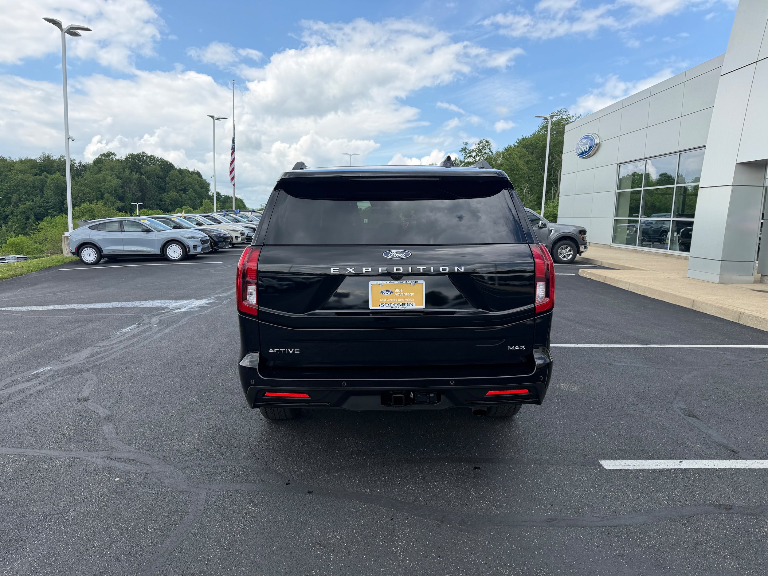 Certified 2025 Ford Expedition Max Active AWD/4WD image 7