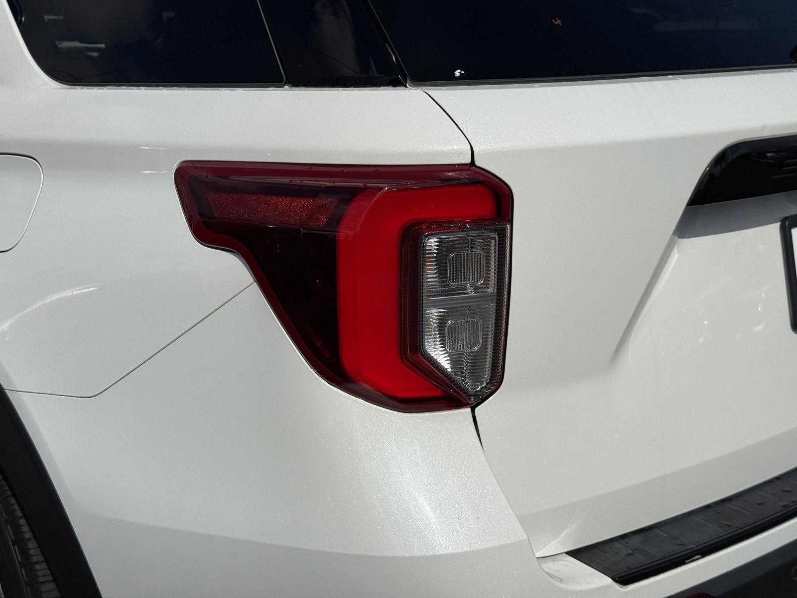 Certified 2022 Ford Explorer ST-Line w/ Class IV Trailer Tow Package RWD image 10