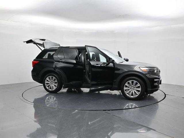 Certified 2023 Ford Explorer Limited w/ Limited Technology Package AWD/4WD image 50
