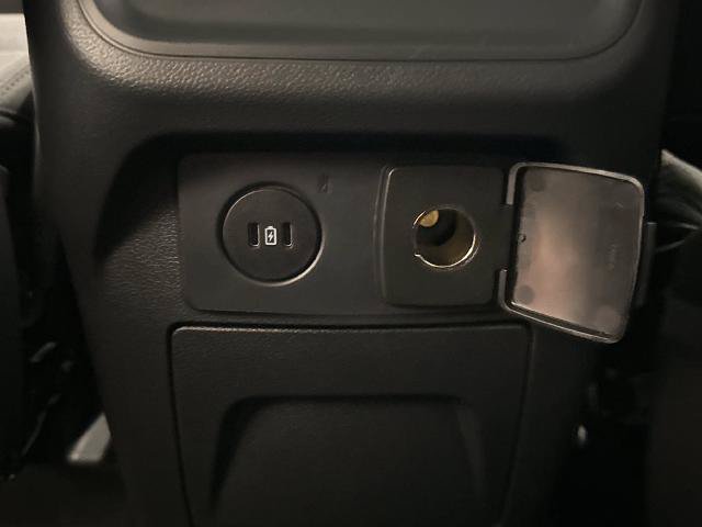 Certified 2025 Ford Explorer Active RWD image 31