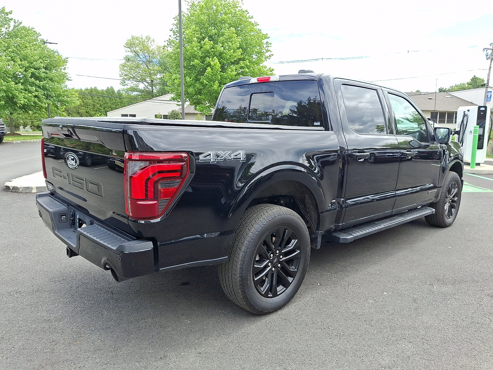 Certified 2025 Ford F150 Lariat w/ Equipment Group 501A Mid AWD/4WD image 5
