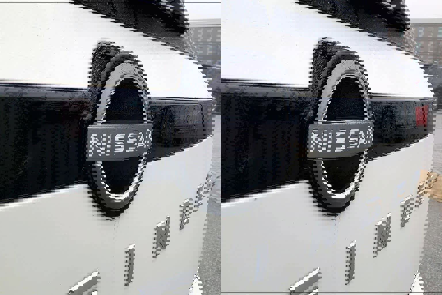 Used 2023 Nissan Pathfinder SL image 28