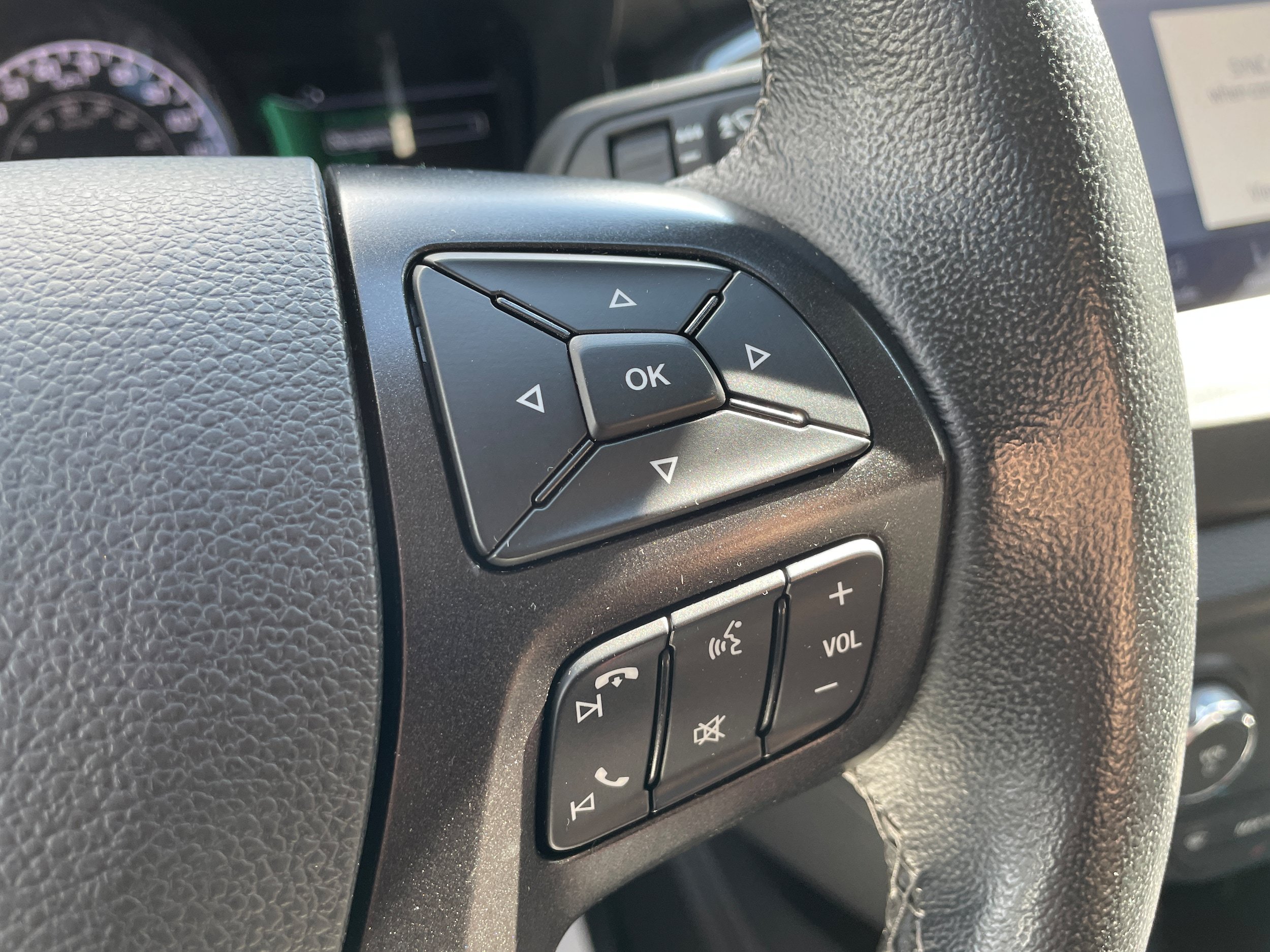 Certified 2023 Ford Ranger Lariat w/ Tremor Off-Road Package AWD/4WD image 19