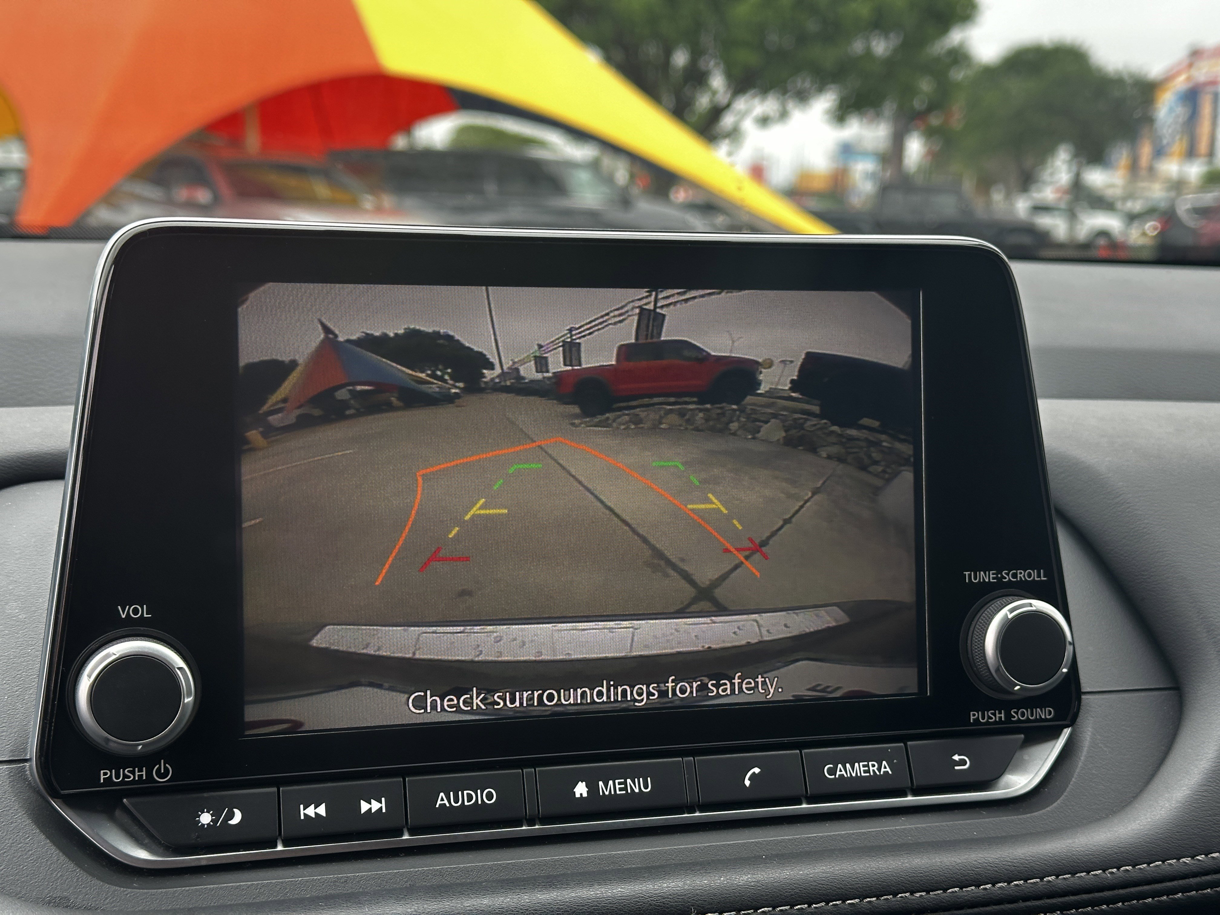 Used 2024 Nissan Rogue SV FWD image 23
