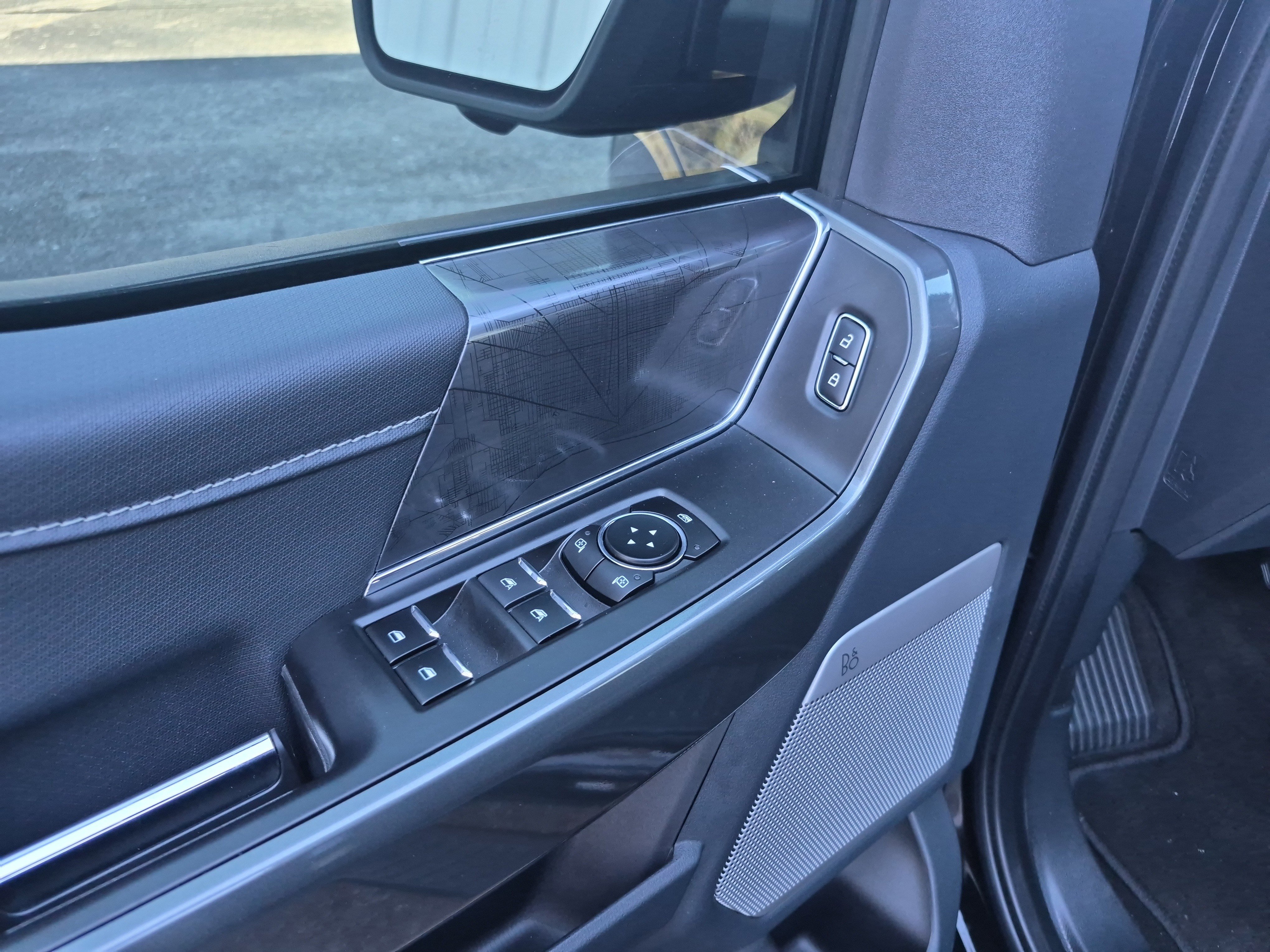 Certified 2022 Ford F150 XLT w/ Equipment Group 302A High image 14