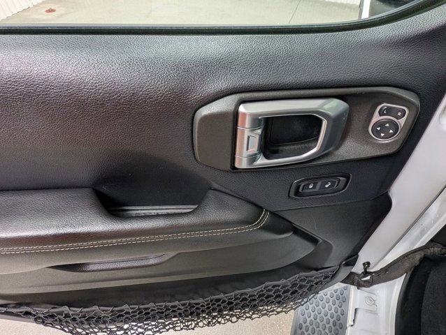 Used 2019 Jeep Wrangler Unlimited Sahara AWD/4WD image 10