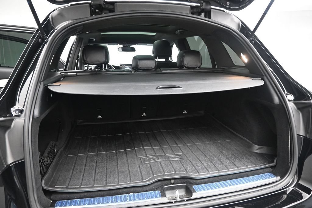 Used 2019 Mercedes-Benz GLC 300 image 24