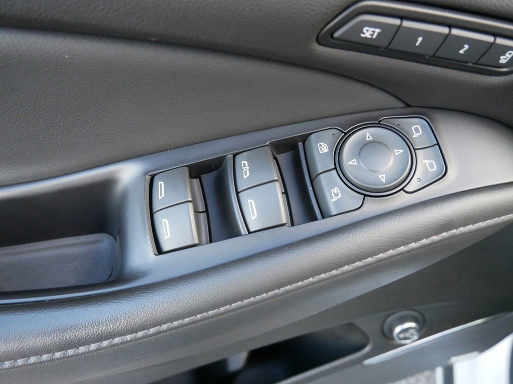 Used 2022 Buick Enclave Avenir image 14