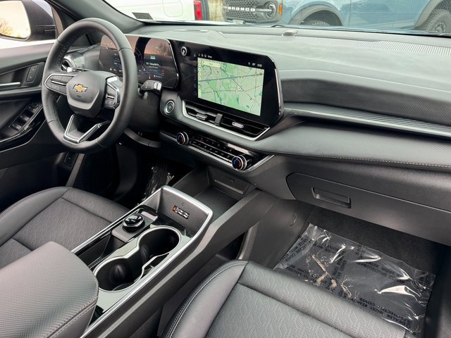 Used 2026 Chevrolet Equinox LT w/ Convenience Package II image 20