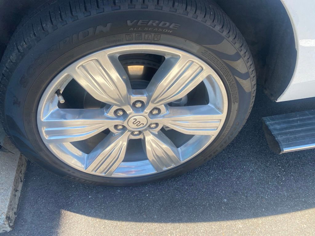 Certified 2024 Ford Expedition King Ranch RWD image 10