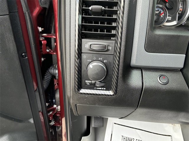 Used 2018 RAM 2500 Tradesman w/ Chrome Appearance Group image 23