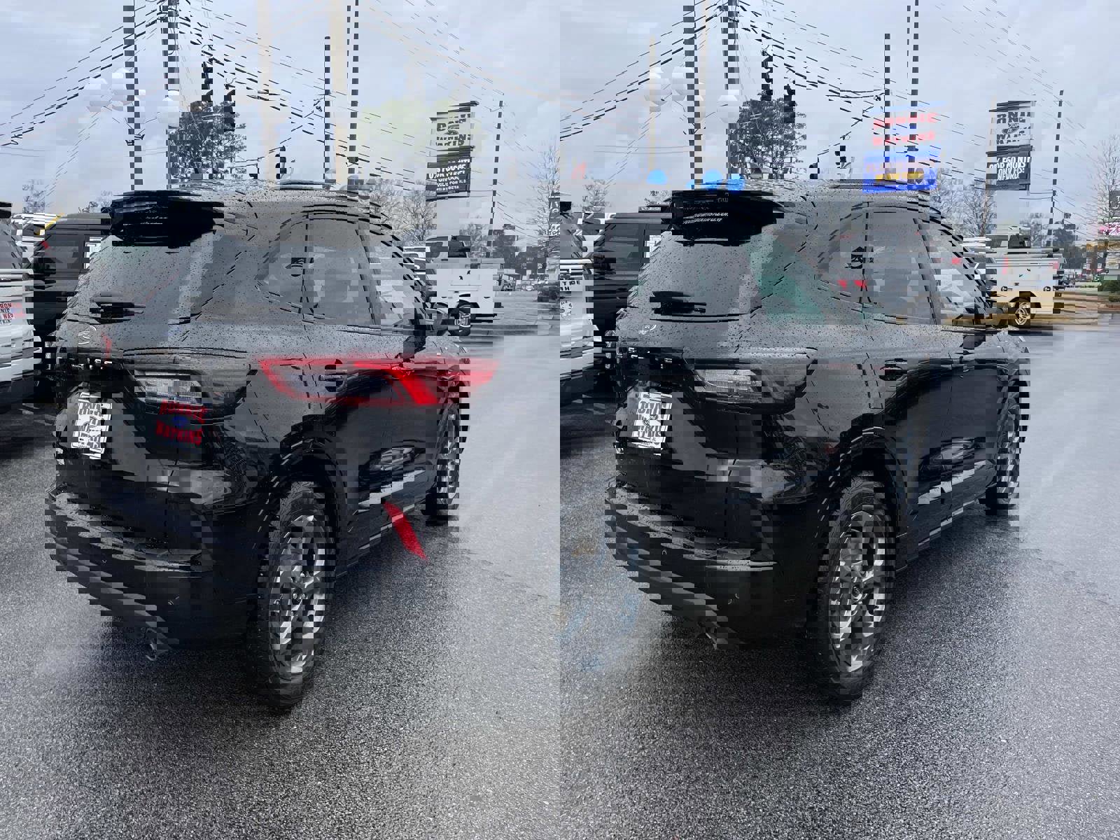 Certified 2023 Ford Escape ST-Line w/ Tech Pack #1 image 4