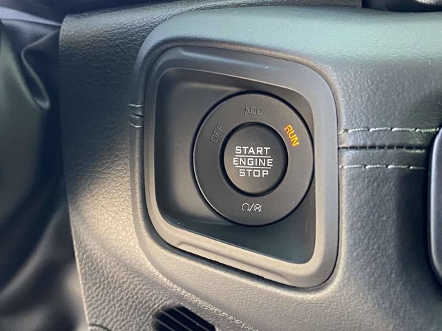 Used 2025 Jeep Gladiator Mojave AWD/4WD image 20