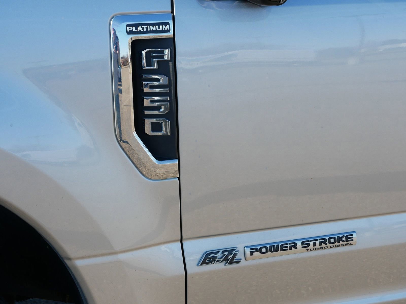 Certified 2022 Ford F250 Platinum w/ FX4 Off-Road Package image 12