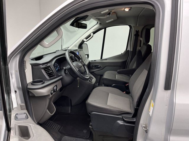 Certified 2020 Ford Transit 150 XLT RWD image 3