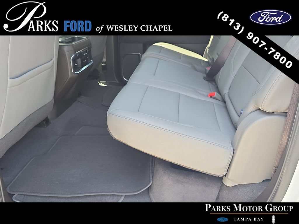 Used 2024 GMC Sierra 2500 SLT w/ SLT Premium Package AWD/4WD image 14