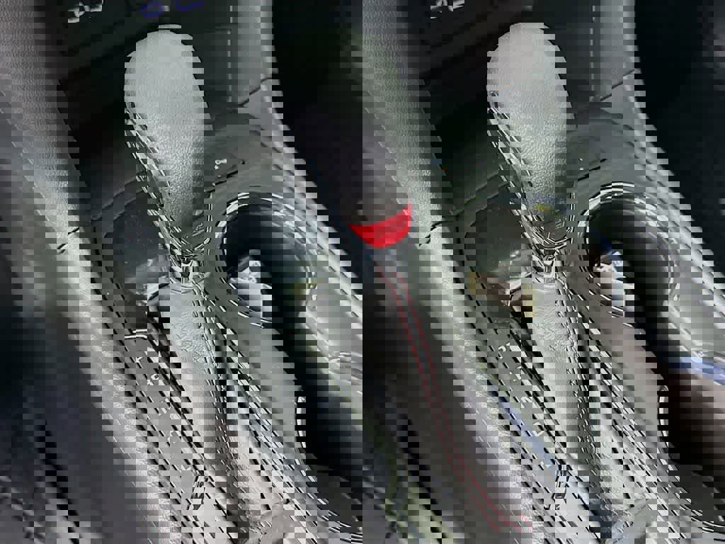 Used 2024 Chevrolet Equinox RS image 21