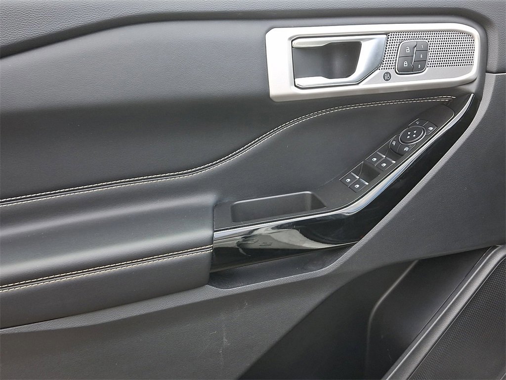 Certified 2022 Ford Explorer ST w/ Equipment Group 401A image 14