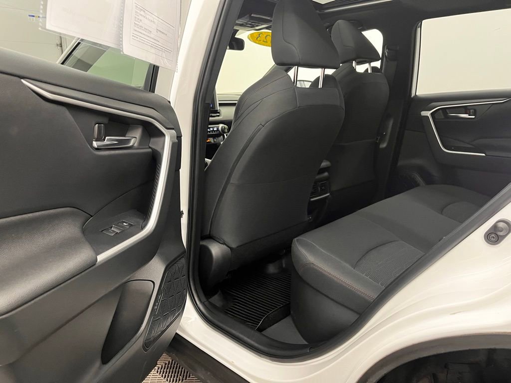 Used 2023 Toyota RAV4 SE w/ Weather & Moonroof Package AWD/4WD image 31