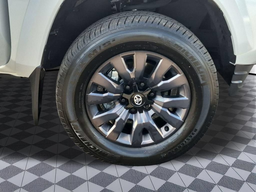 Used 2023 Toyota Tacoma Limited w/ Nightshade Package AWD/4WD image 31