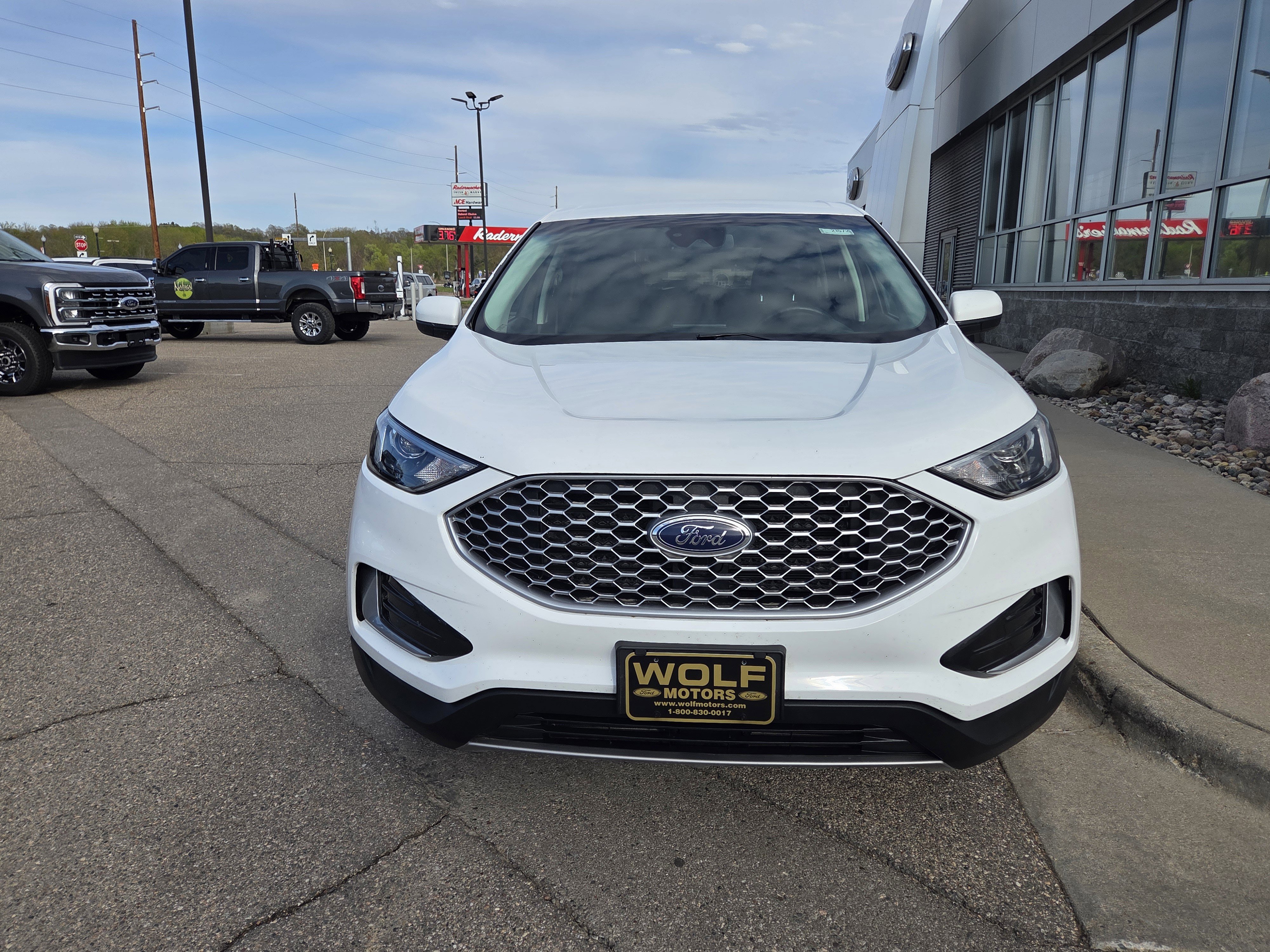 Certified 2024 Ford Edge SEL AWD/4WD image 4