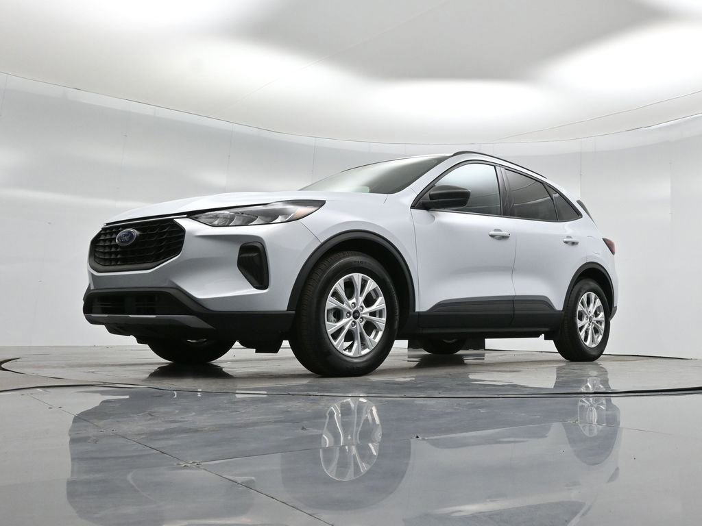 Certified 2025 Ford Escape Active image 28