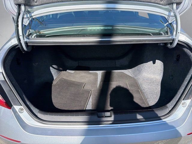 Used 2019 Honda Accord LX image 26